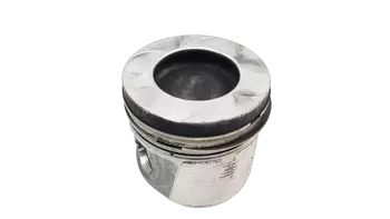 120A13832R  Piston moteur Fiat Opel Renault 1,6 DCI R9M (402)