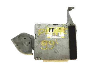 89540-44090 Calculateur Toyota