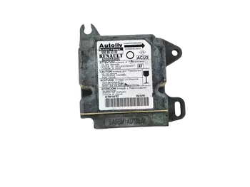 8200058365C  Calculateur Renault