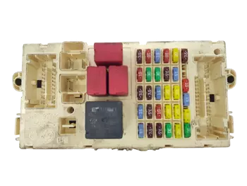 60681000 NPL Boîtier fusibles Alfa Romeo