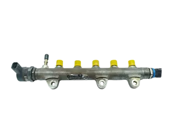 8200680078, 0445214114, Rampe d'injection Nissan Opel Renault