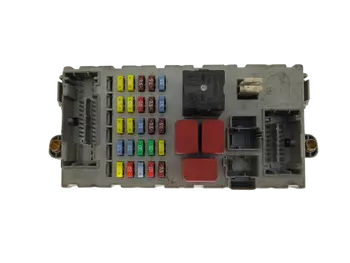 46846745  Boîtier fusibles Fiat