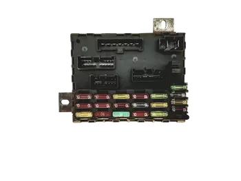 46447809 Boîtier fusibles Alfa Romeo