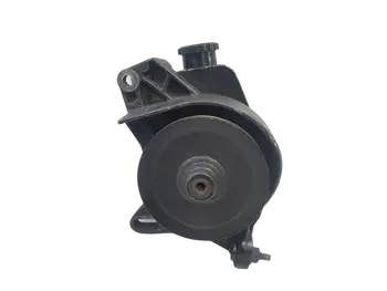 7700815010  7700862373 Pompe de direction assistée Renault 2,2 2,0