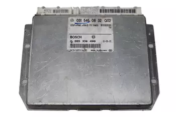 031 545 08 32 Q02 Calculateur Mercedes-Benz