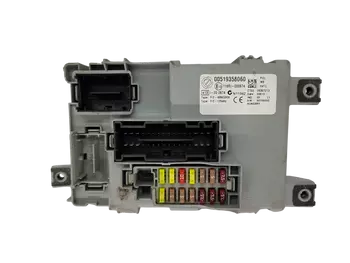 00519358060  Boîtier fusibles Fiat