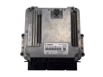 237100323R 237103832R Calculateur Renault 2,0 DCI