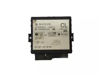 24410018 CL Calculateur Opel