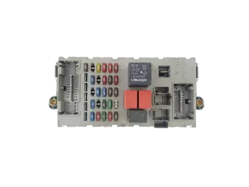 46795988 NPL  Boîtier fusibles Fiat