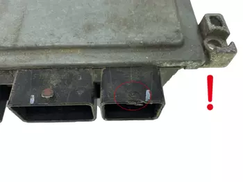8V21-12A650-SF Calculateur Ford