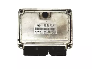 038 906 019 HT Calculateur Seat Volkswagen