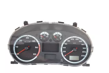 W06K0920801F 110.008 Le compteur, compteur de vitesse, tableau de bord Seat