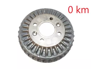 432064199R  Tambour de frein Dacia