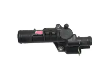 8200954328 Boitier thermostat d'eau moteur Dacia Nissan Renault _1,5 dci