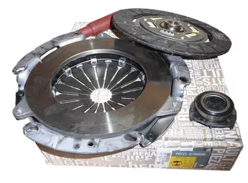 7701470987 7701477017 Ensemble d`embrayage Dacia Renault