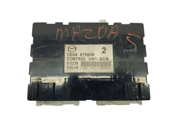 CD3467560B Calculateur Mazda