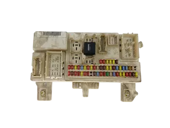 3M5T-14A073-DG Boîtier fusibles Ford