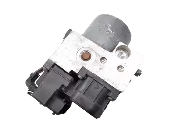 476608F815 Pompe abs Nissan