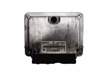 90508986LA Calculateur Opel