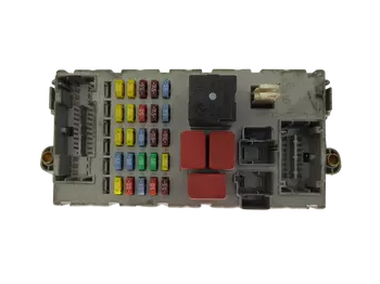 46846745  Boîtier fusibles Fiat