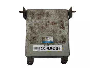 B3S718881 Calculateur Mazda