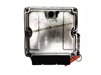 0 281 001 934 Calculateur Renault