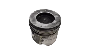 120A13832R  Piston moteur Fiat Opel Renault 1,6 DCI R9M (402)