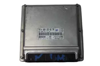 A 688 153 02 79 Calculateur d’ ordinateur ecu Mercedes-Benz
