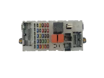 46774358 NPL  Boîtier fusibles Fiat