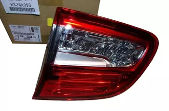 1607700480 Phare de voiture Citroen