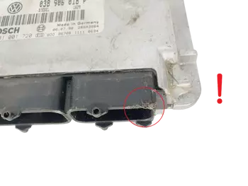 038906018P Calculateur Audi Volkswagen