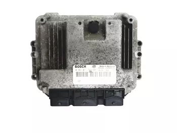 0 281 011 723 Calculateur Renault