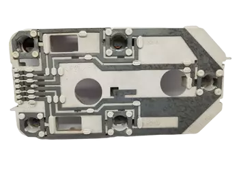 634673 Insert phare Peugeot