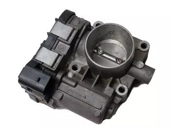 55250461 Boitier papillon d’admission Fiat Ford Lancia
