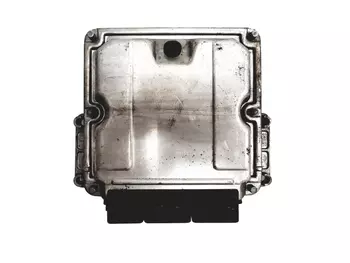 0 281 001 934 Calculateur Renault