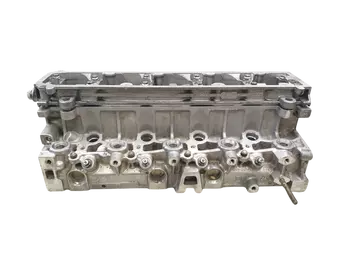 0200GN, 0200.GN, 0200GE, Culasse moteur avec vannes sans un arbre à cames Citroen Peugeot 2,0 HDI 8v