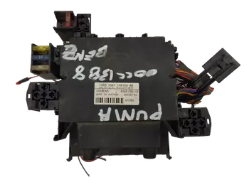 YS6T14K150AB  Boîtier fusibles Ford