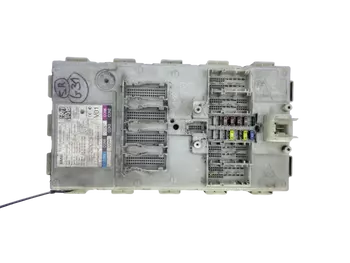 61.35-8800386-01 Calculateur BMW
