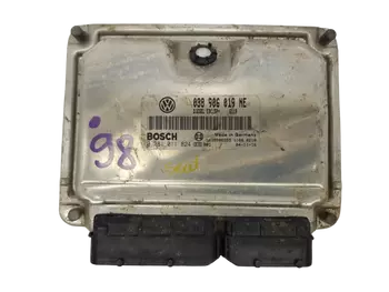 038906019NE Calculateur ecu Seat