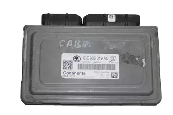 03E 906 019 AC Calculateur d’ ordinateur ecu Skoda