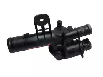 8200267349 Boitier thermostat d'eau moteur Nissan Renault _1,5 DCI K9K