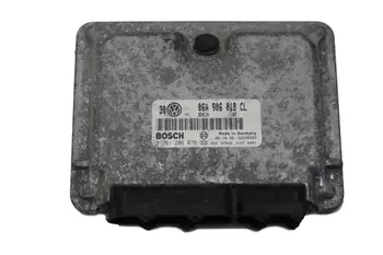 06A 906 018 CL Calculateur d’ ordinateur ecu Volkswagen