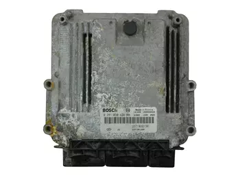 237104128R Calculateur d’ ordinateur ecu Dacia _1,5 DCI