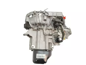 8201047875 Boîte de vitesse Dacia 1,4 8v 1.6 8v