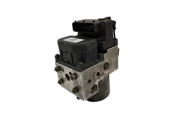 476604M520 Pompe abs Nissan