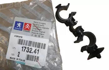 1732.41 Fixation Citroen Peugeot
