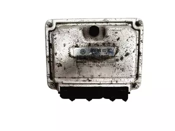 030 906 032 AC Calculateur Volkswagen