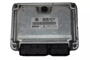 038 906 012 HL Calculateur d’ ordinateur ecu Volkswagen