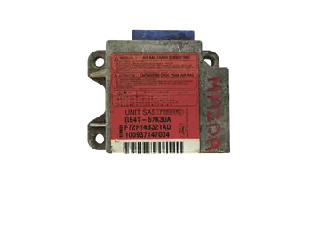 GE4T-57K30A Calculateur Mazda