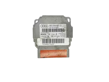 8E0959655G  Calculateur Audi